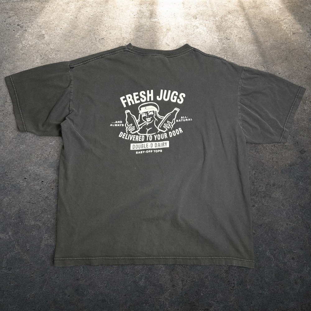 707 Fresh Jugs Double-D Dairy Graphic T-Shirt Black Faded Vintage XL Skater Y2K